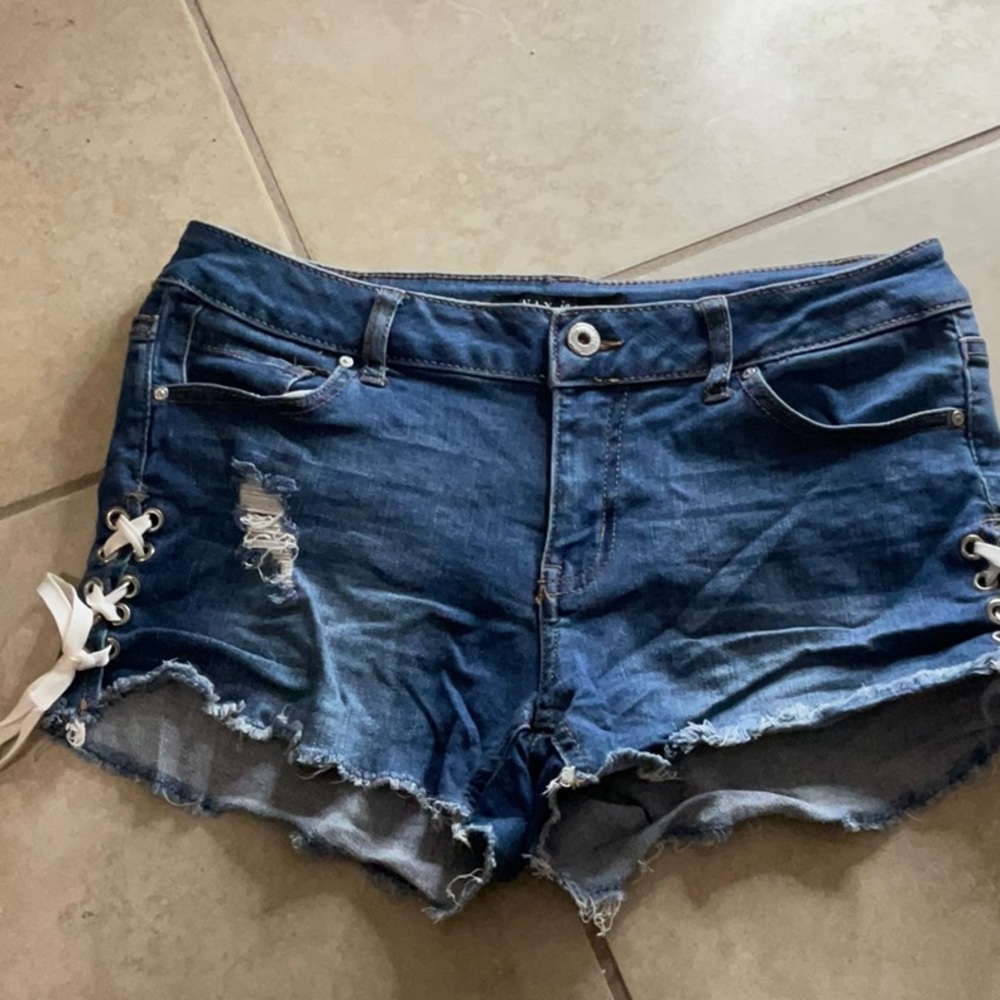 Mini jean short size M